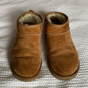Ugg classic ultra mini chestnut size 8 preloved